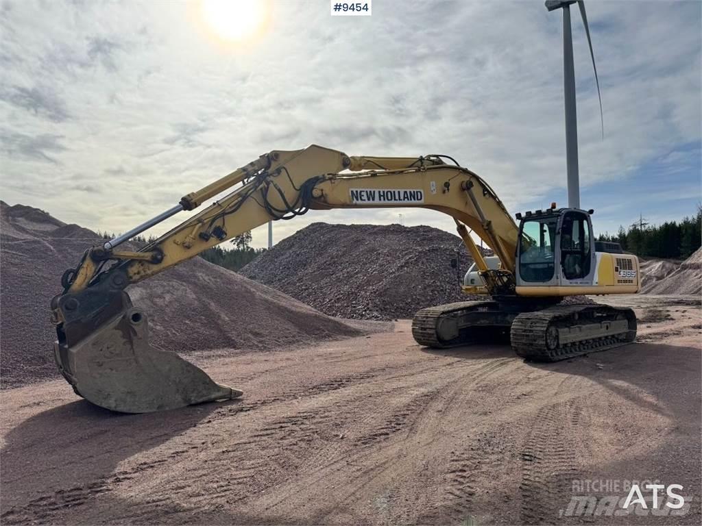 New Holland E385 Верижен екскаватор