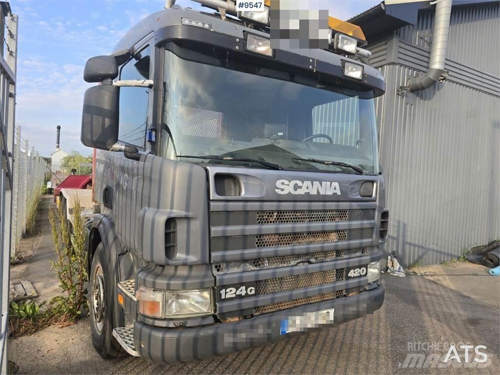 Scania P124 Камиони с кран с кука