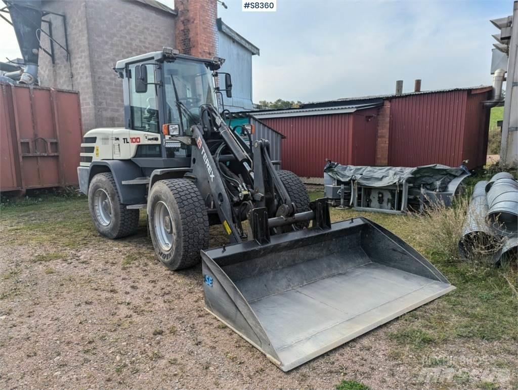 Terex TL100 Колесни товарачи