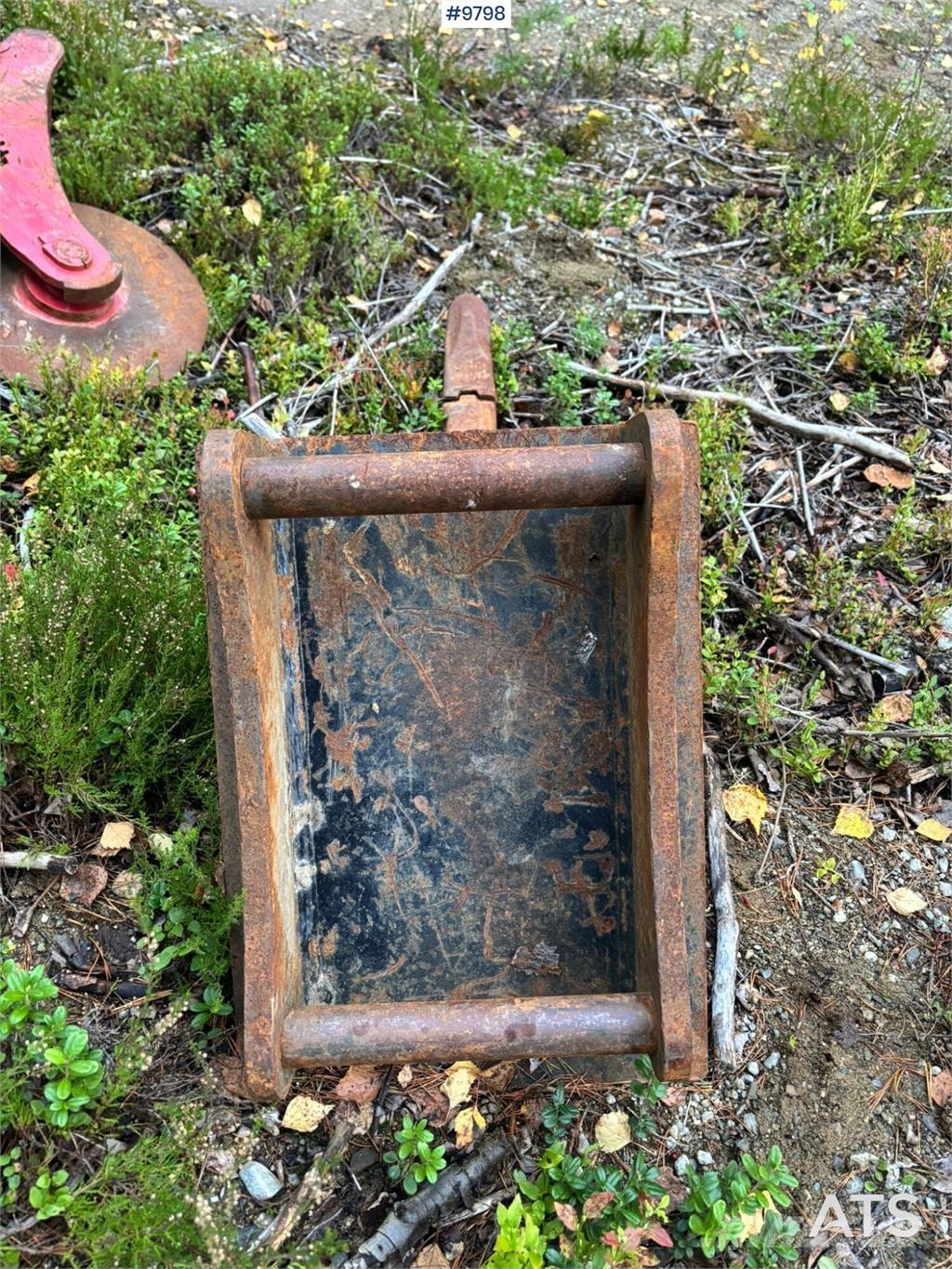  Tjälkrok S45 Товарачи със заден ескаватор