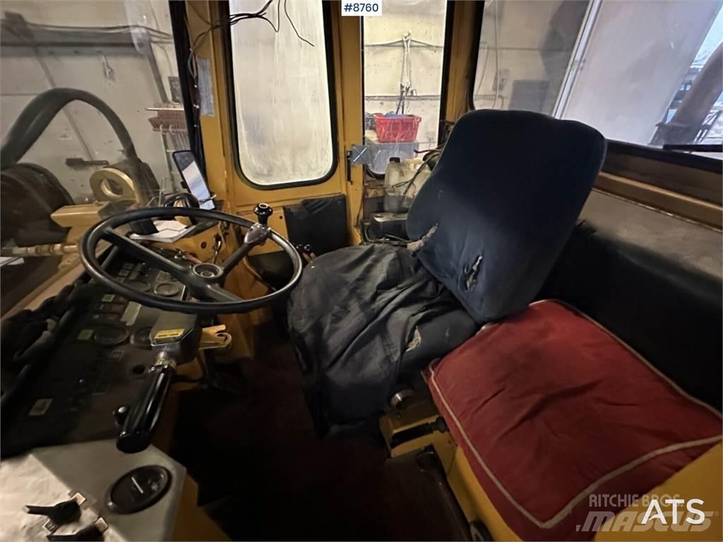 Volvo BM 4400 Колесни булдозери
