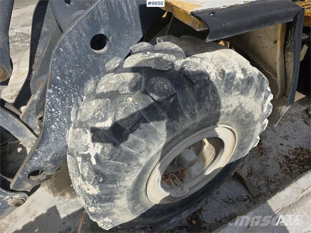 Volvo L120 Колесни булдозери
