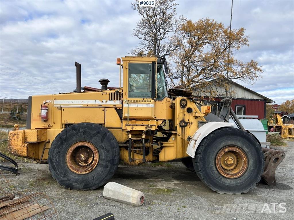 Volvo L180C Колесни товарачи
