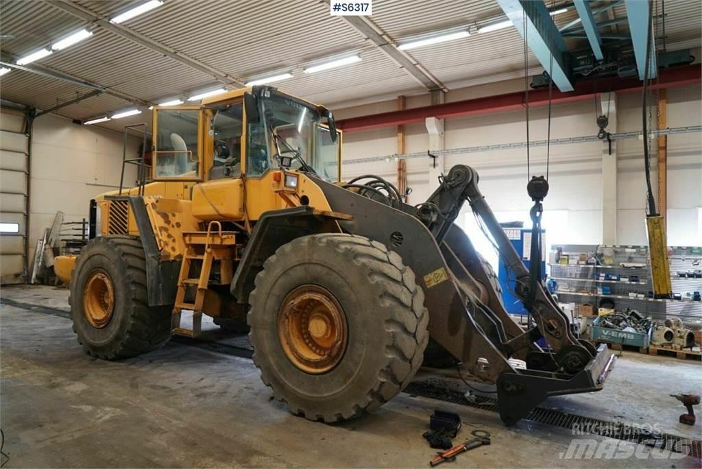 Volvo L220E Колесни товарачи