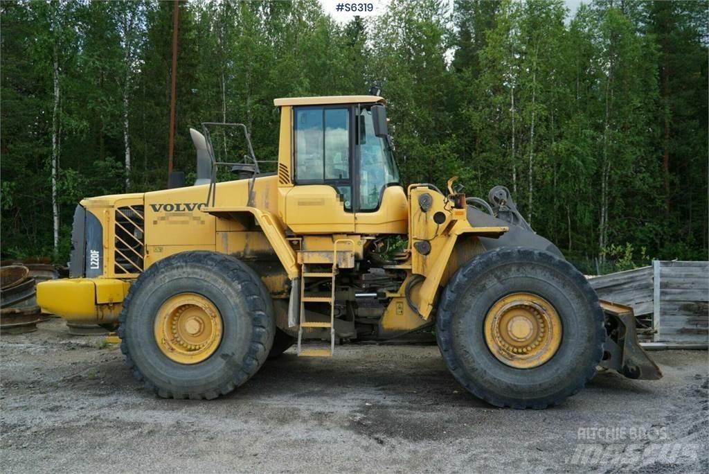 Volvo L220F Колесни товарачи