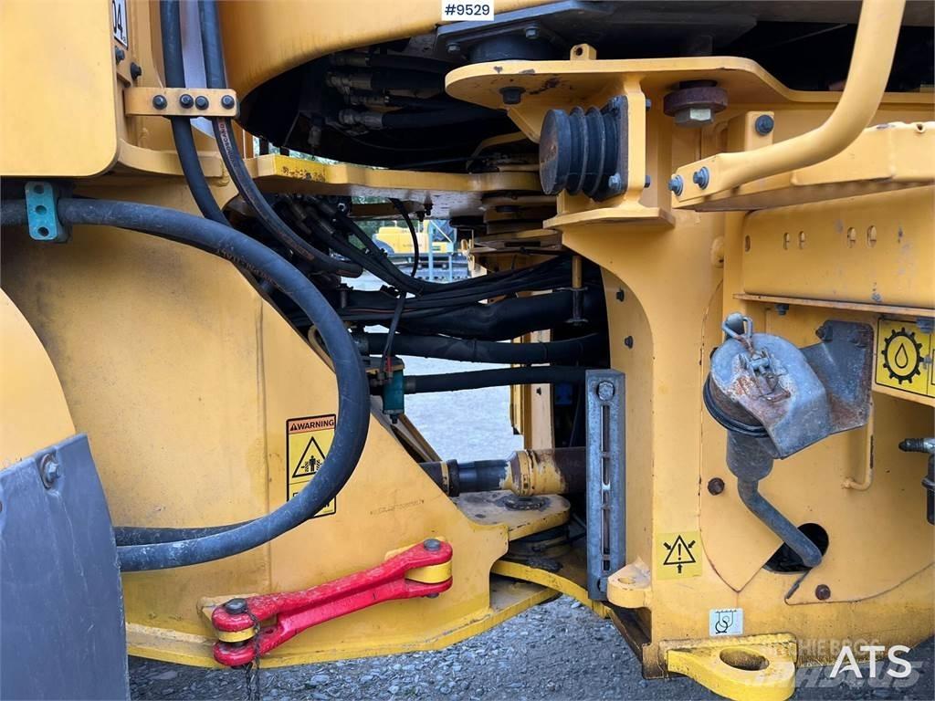 Volvo L60F Колесни товарачи