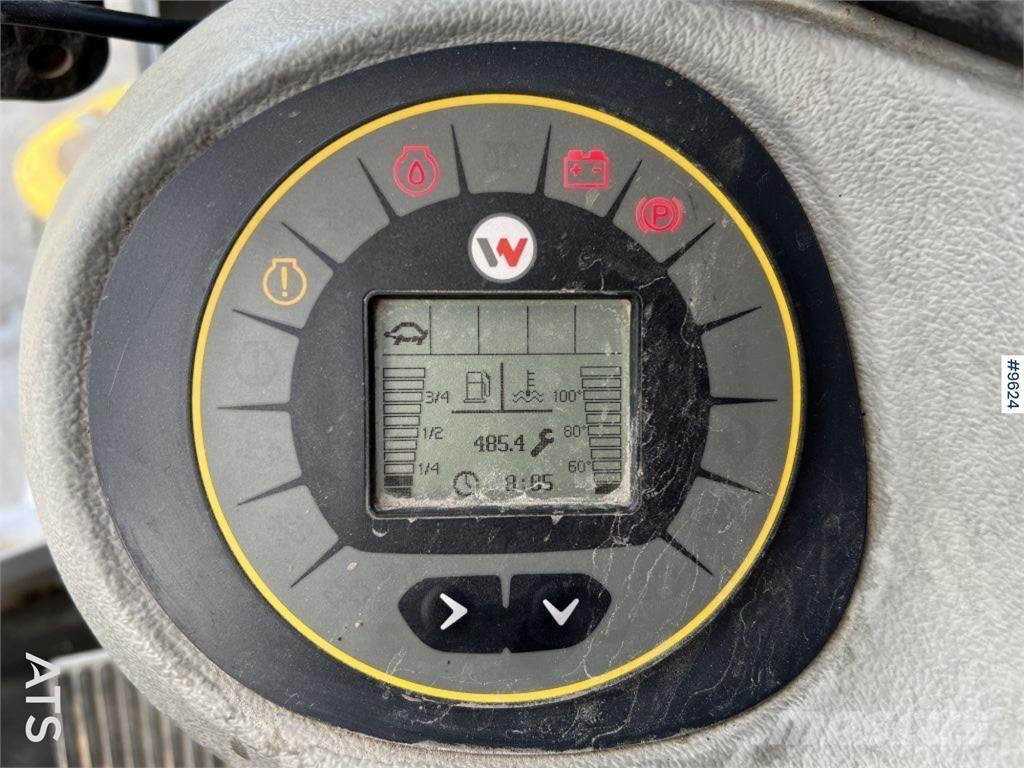 Wacker Neuson EW100 Средни екскаватори 7т - 12т