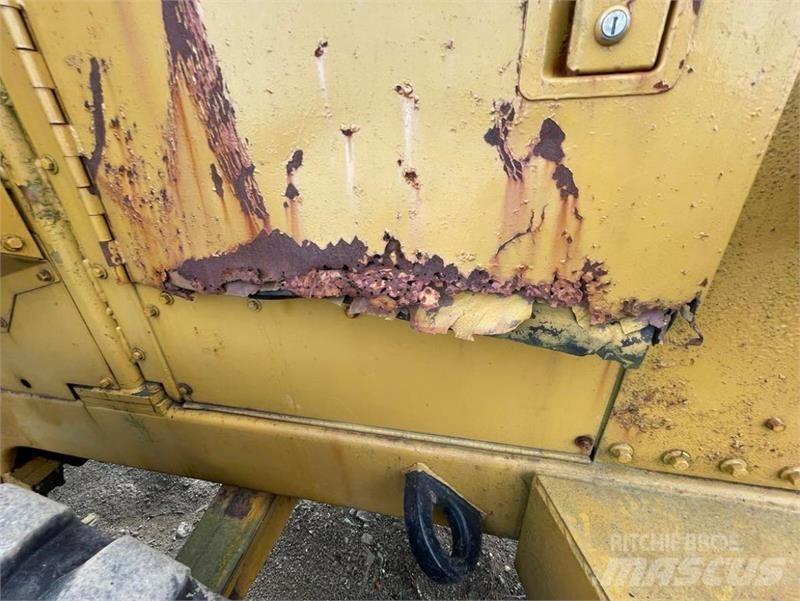 CAT 920 Колесни товарачи