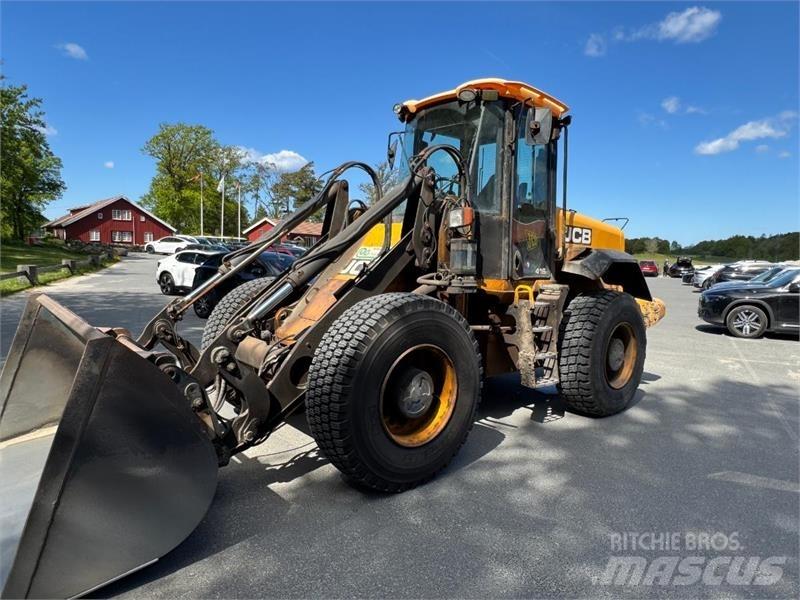 JCB 416k Колесни товарачи
