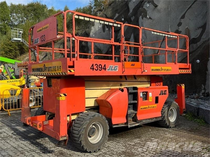 JLG 4394RT Ножични работни платформи