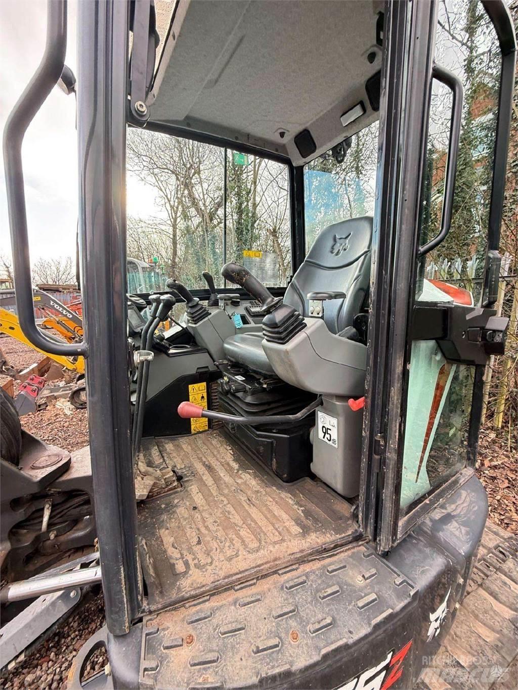 Bobcat E55z Верижен екскаватор