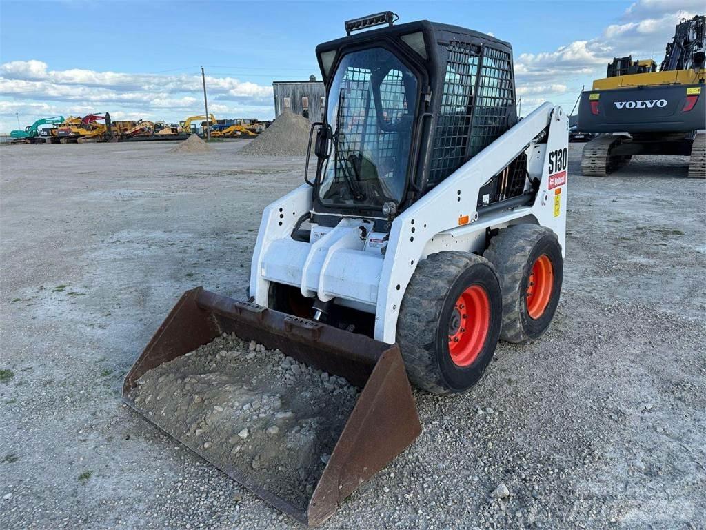 Bobcat S130 Мини товарачи