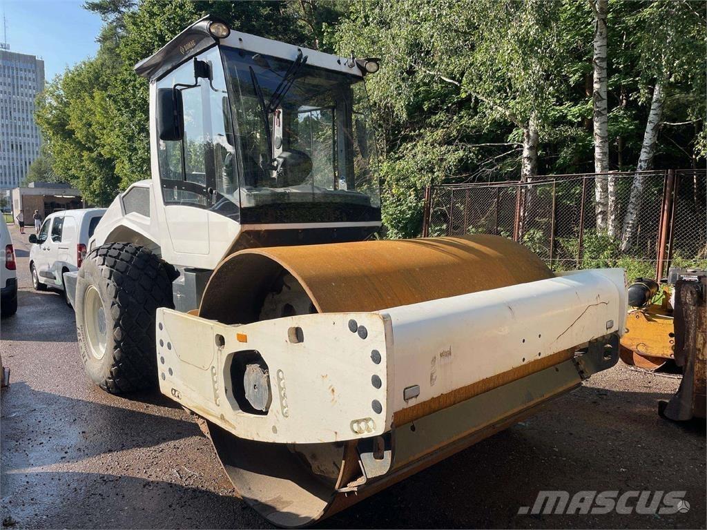 Bomag BW 211-5 Еднобарабанни ролки
