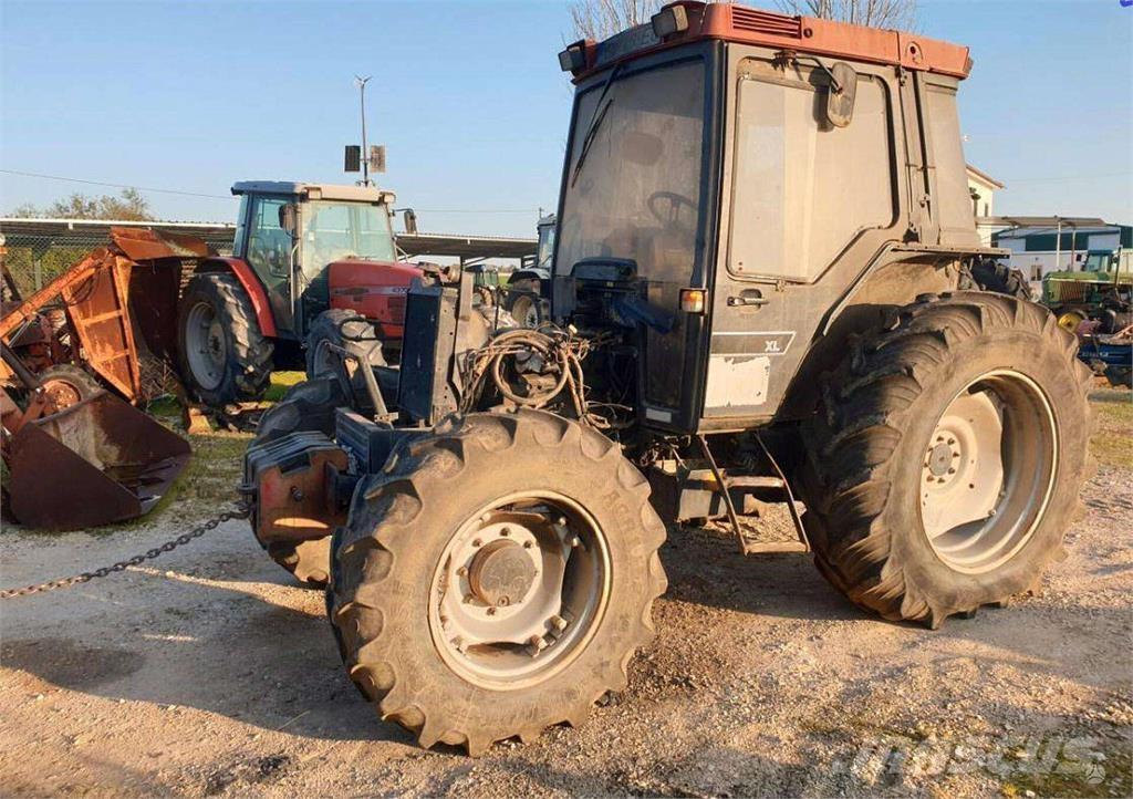 CASE 4240 Селскостопанство - Други