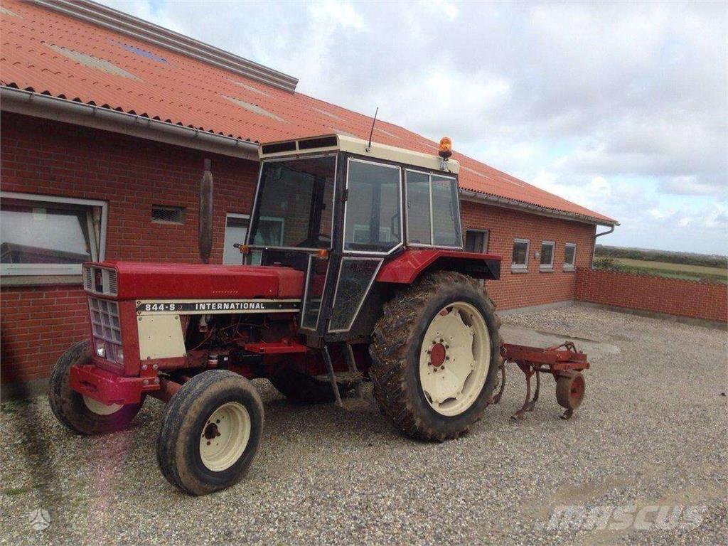 Case IH 844 Селскостопанство - Други