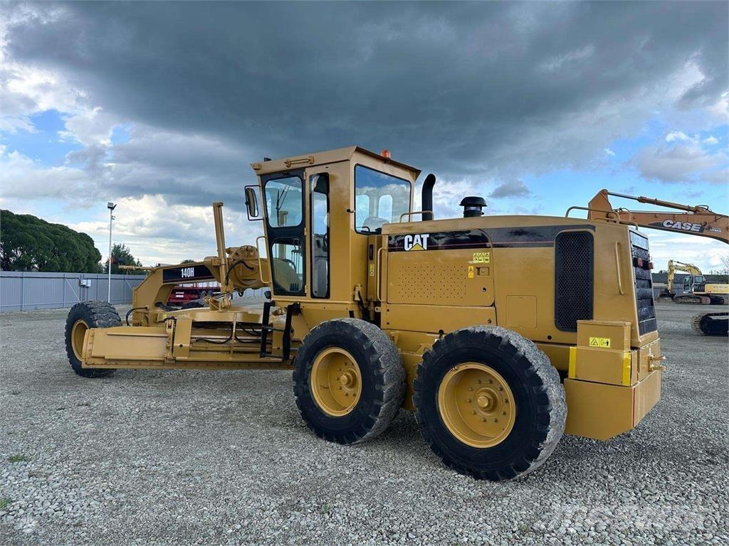 CAT 140 H Грейдери