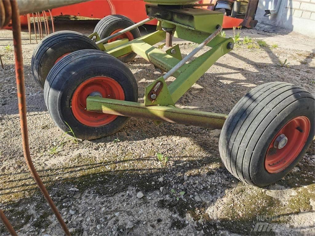 CLAAS Liner 430s Гребла и сенообръщачки