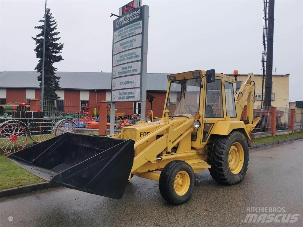 Ford 550 Товарач със заден ексватор