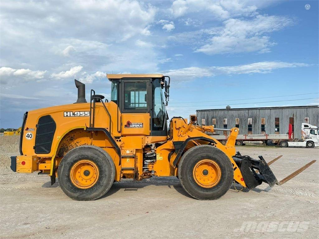 Hyundai HL 955 Колесни товарачи