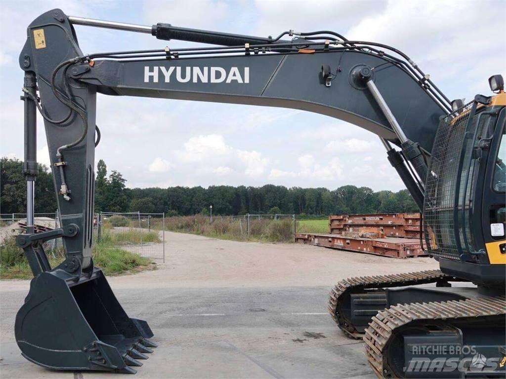 Hyundai R215 Верижен екскаватор