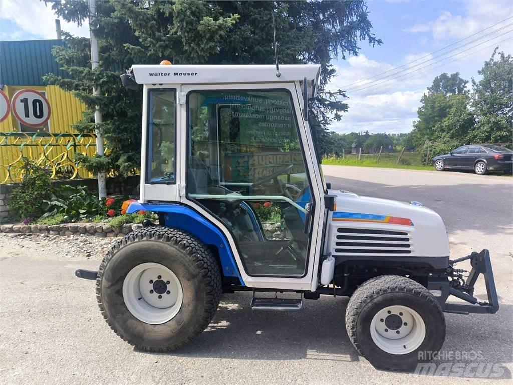 Iseki 325 Трактори