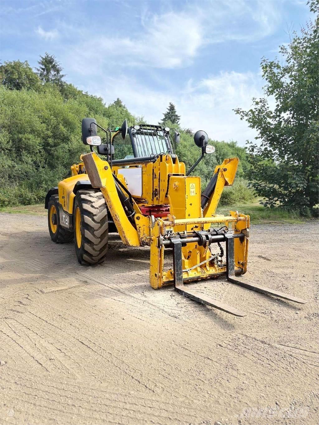 JCB 540-170 Телескопични товарачи