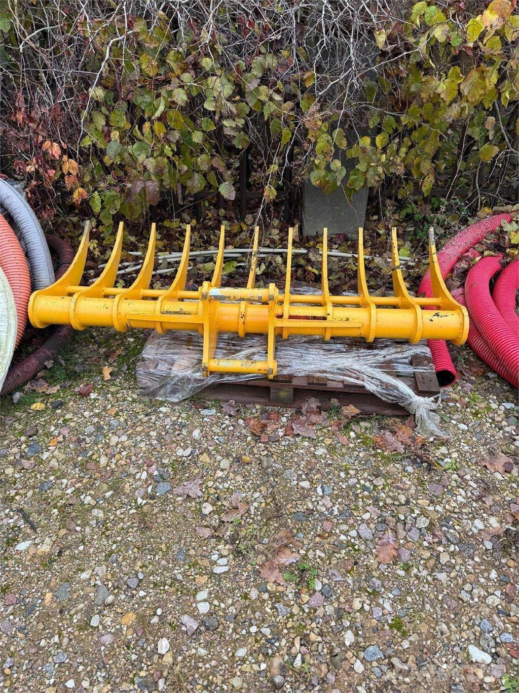 JCB JS145LR Верижен екскаватор