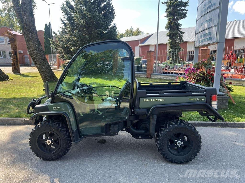 John Deere  АТВ