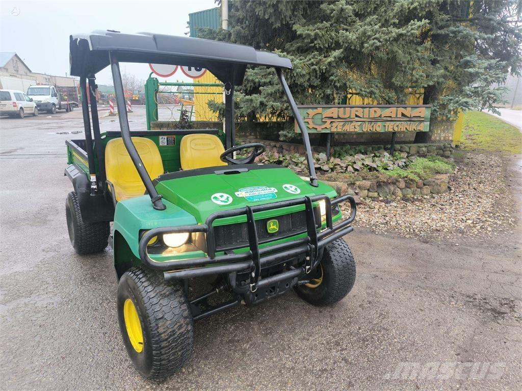John Deere  АТВ
