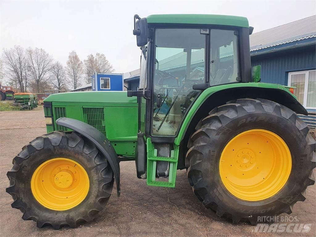 John Deere 6210 Трактори