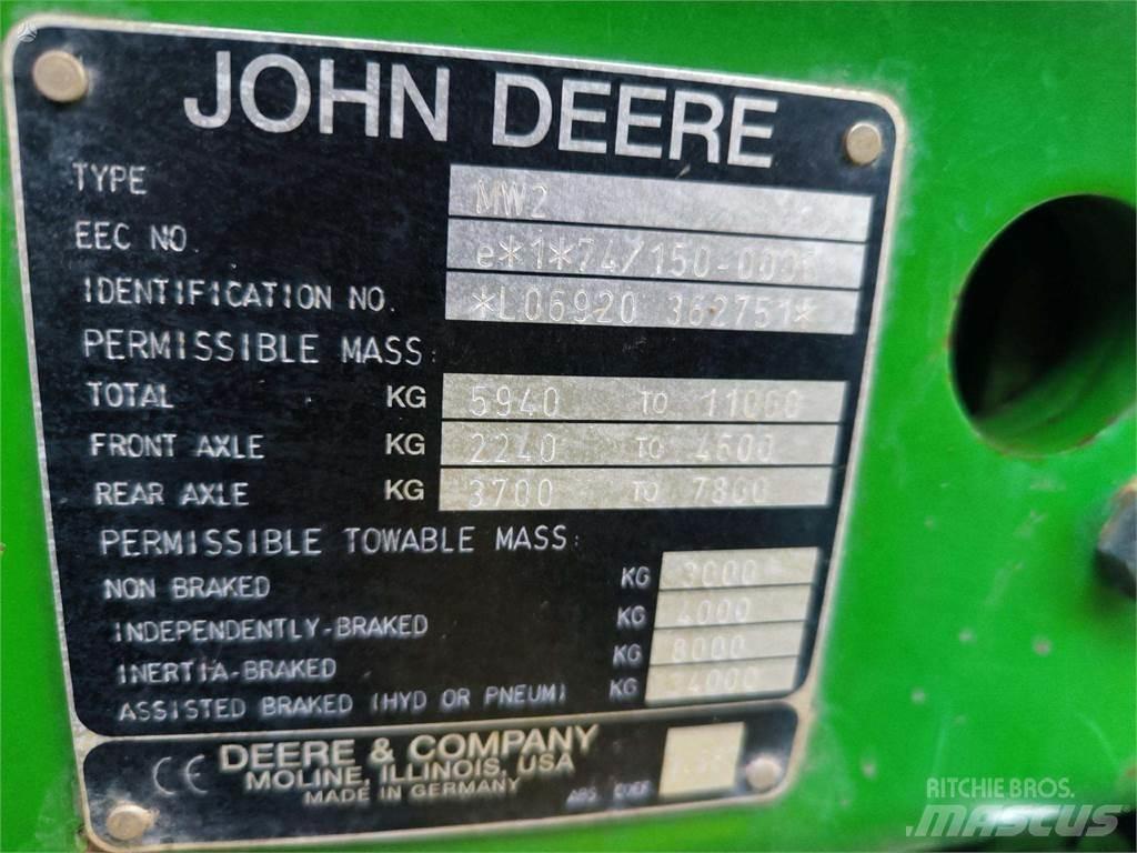 John Deere 6920 Трактори