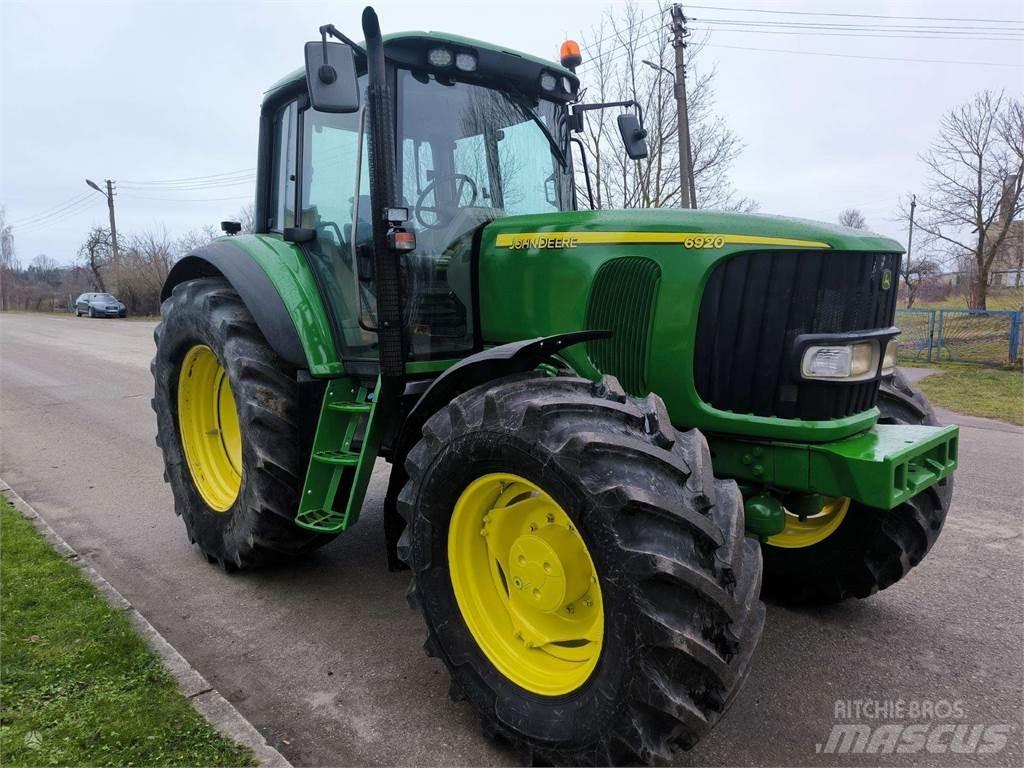John Deere 6920 Трактори