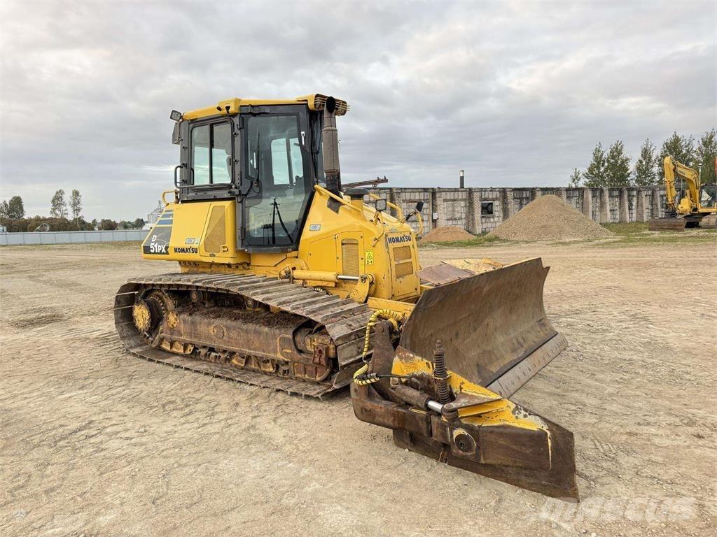 Komatsu D51PX-22 Верижни булдозери

