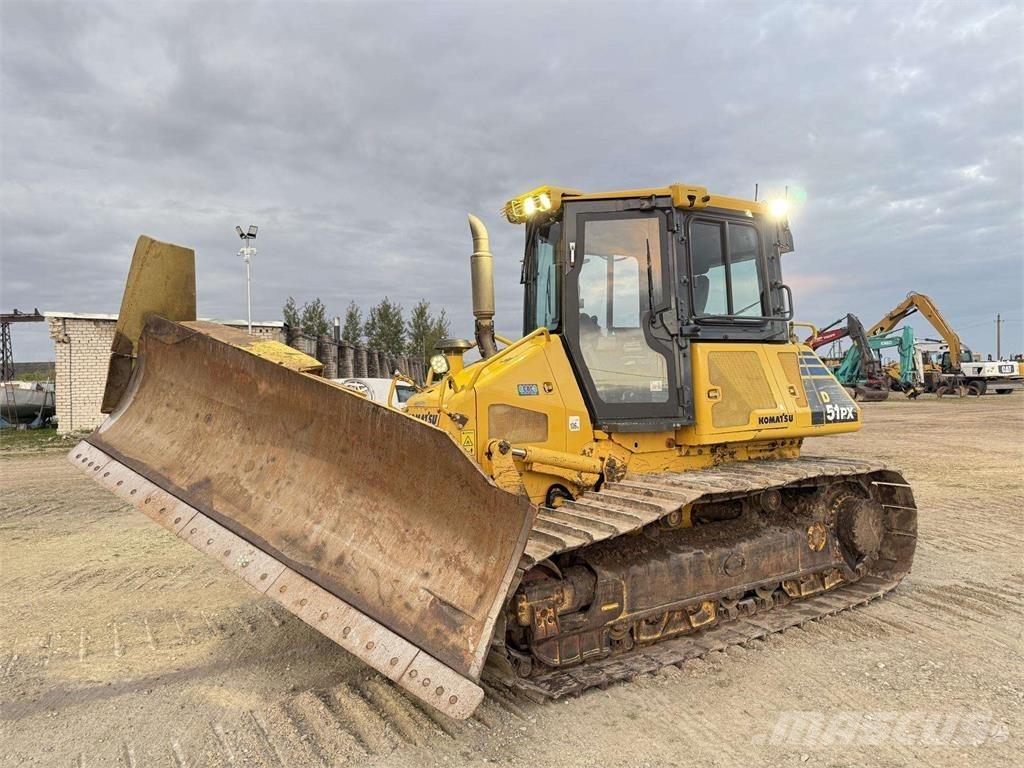 Komatsu D51PX-22 Верижни булдозери
