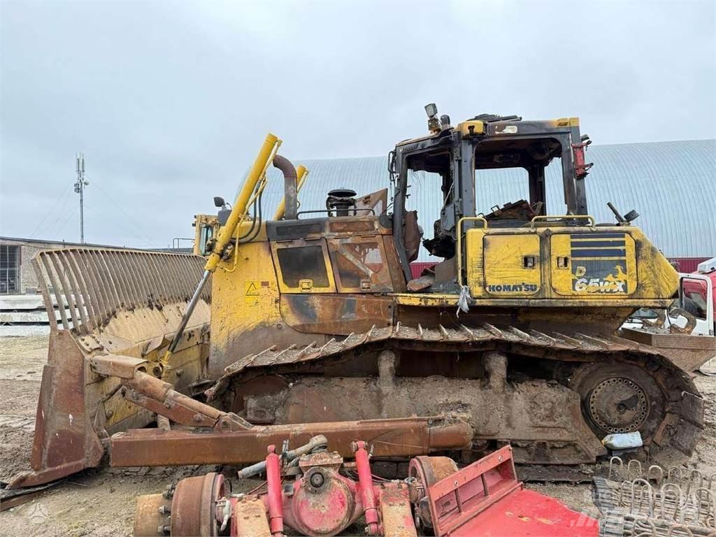 Komatsu D65WX-18 Верижни булдозери
