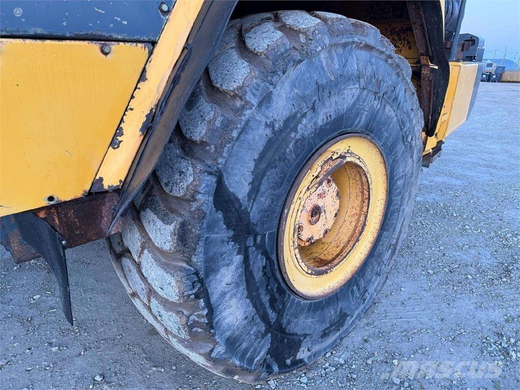 Komatsu HM 400-2 Дъмпери/моторни превозни средства