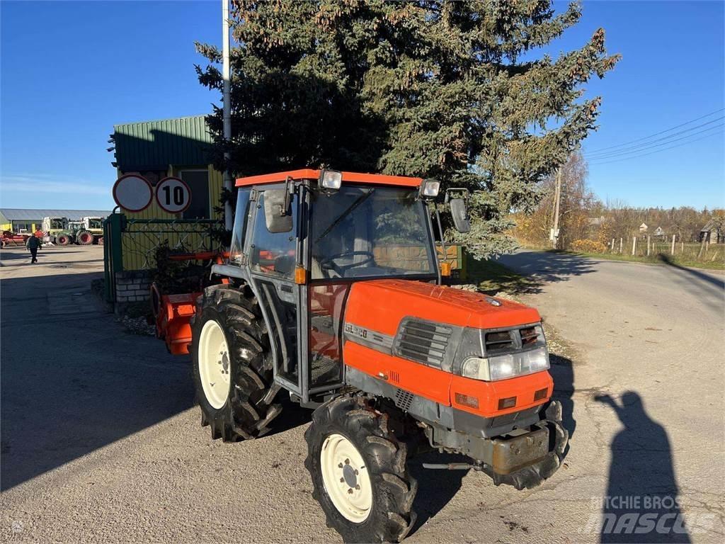 Kubota GL320 Трактори