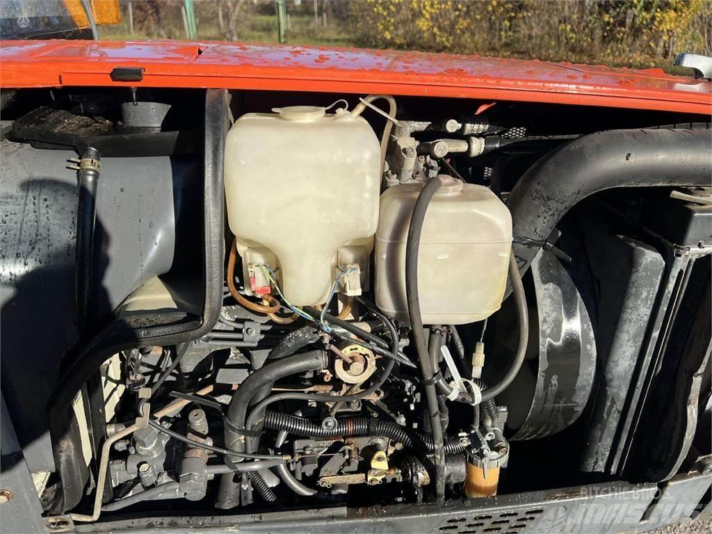 Kubota GL320 Трактори