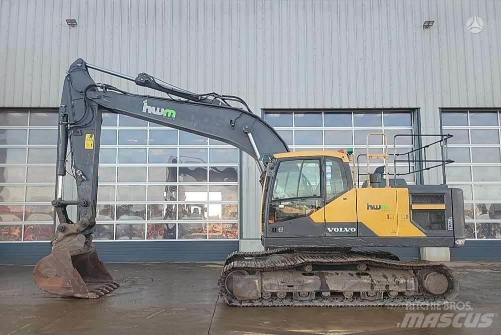 Volvo EC220E Верижен екскаватор