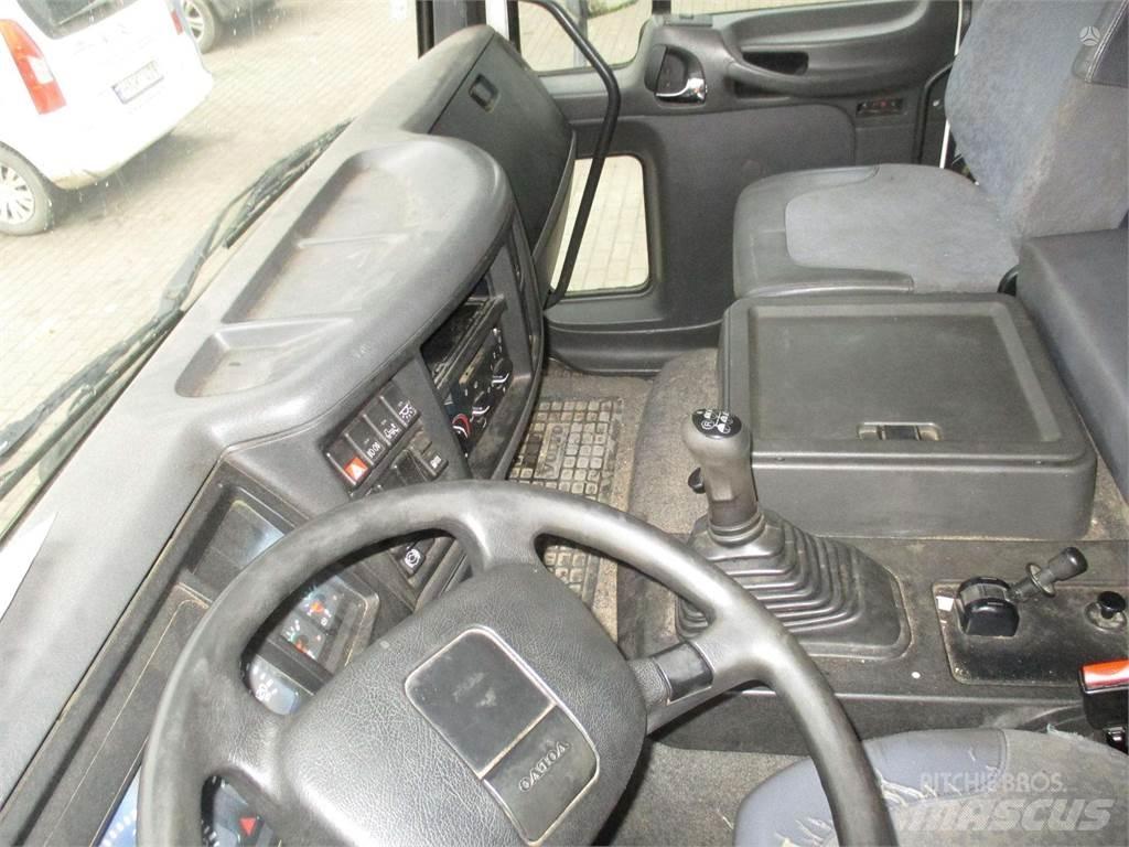 Volvo FL6 Брезентови камиони
