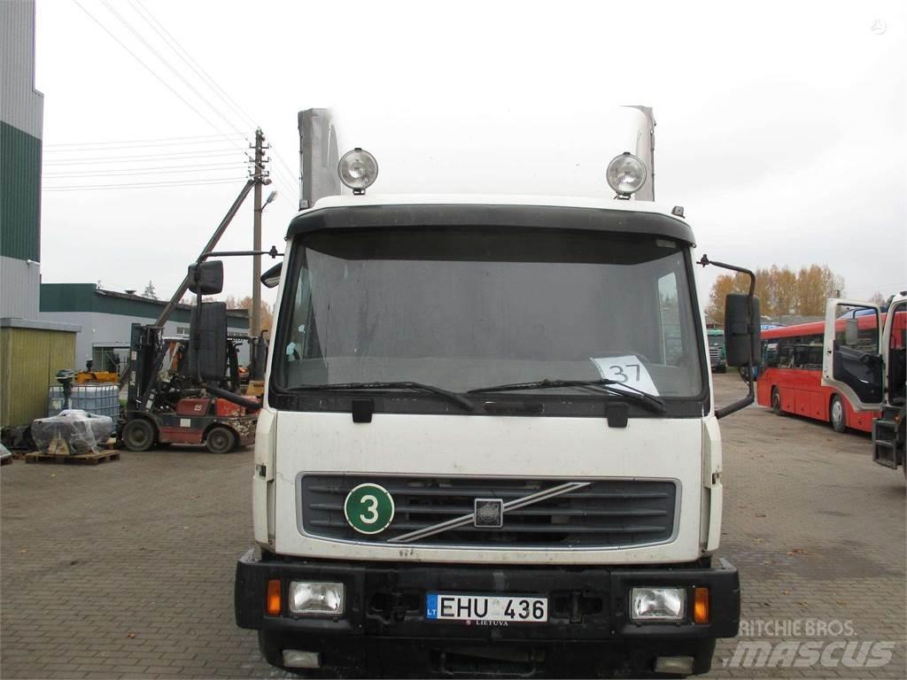 Volvo FL6 Брезентови камиони
