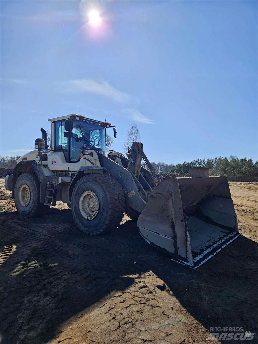 Volvo L120G Колесни товарачи