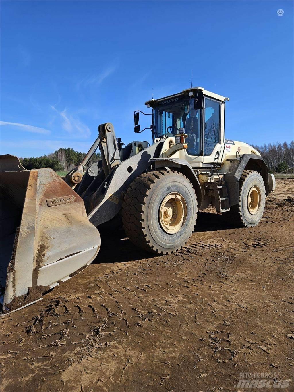 Volvo L120G Колесни товарачи