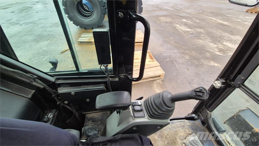 CAT 308E2CR Мини екскаватори < 7 т