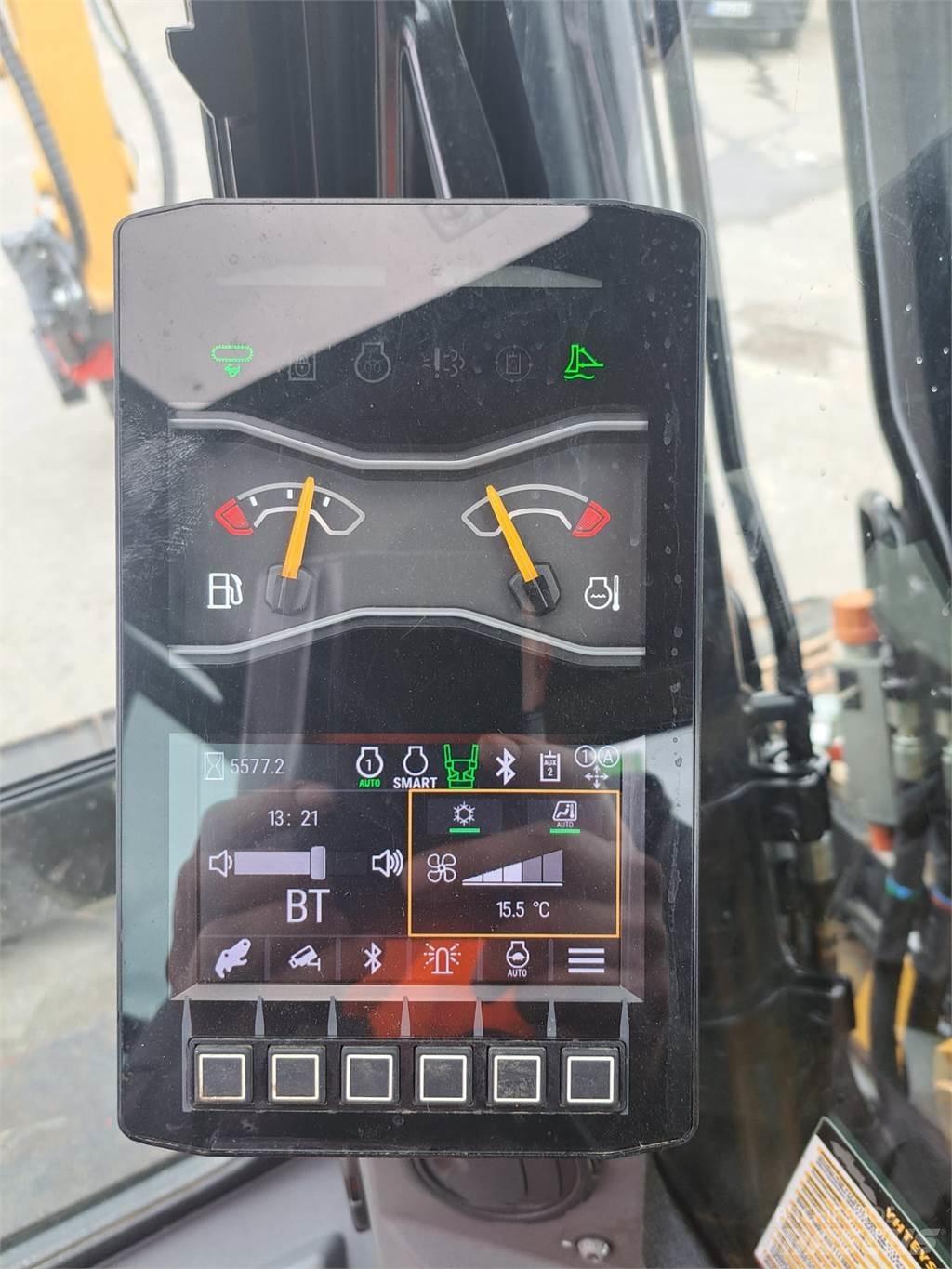 CAT 310 Мини екскаватори < 7 т