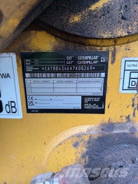 CAT 434-07 Товарач със заден ексватор