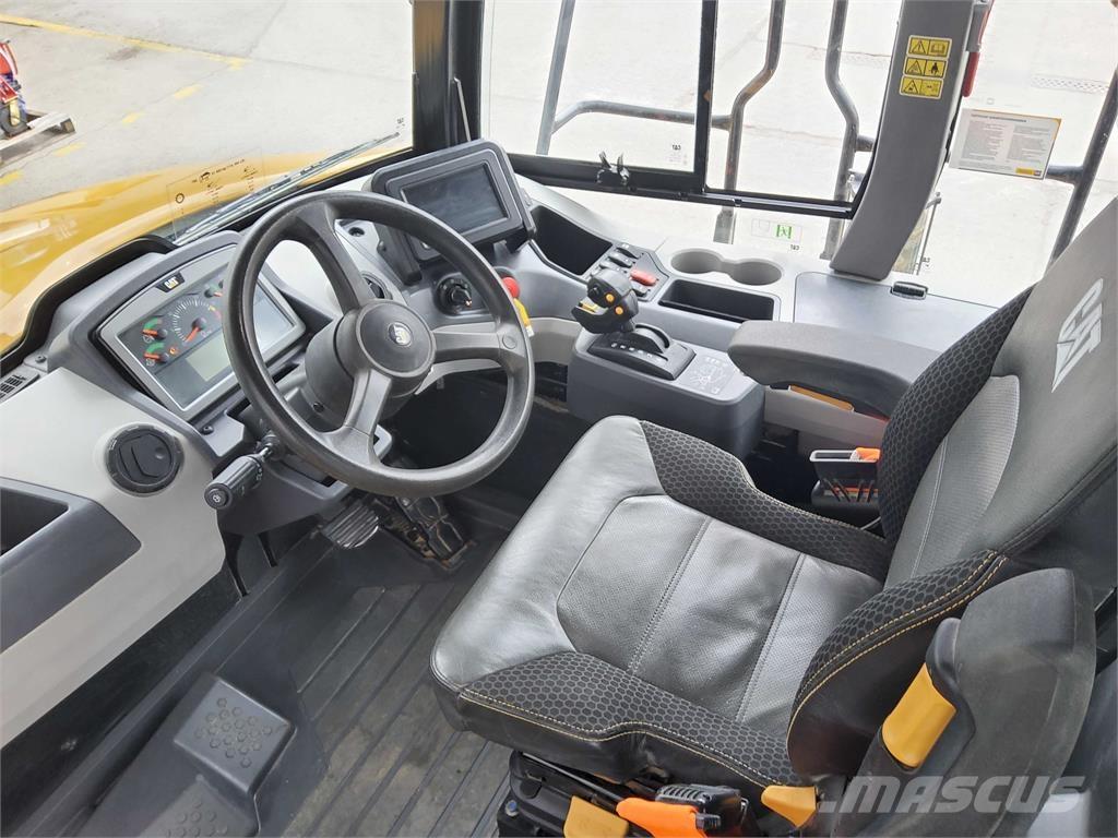 CAT 730-04A Дъмпери/моторни превозни средства