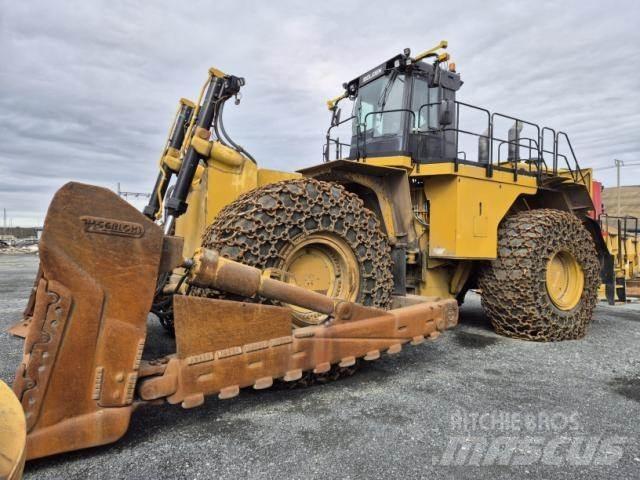 CAT 854K Верижни булдозери
