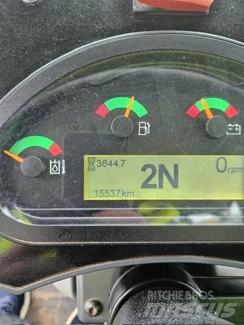 CAT 906 Колесни товарачи