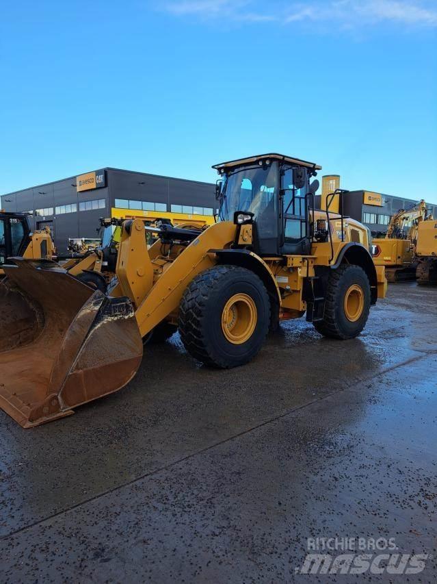 CAT 950M Колесни товарачи